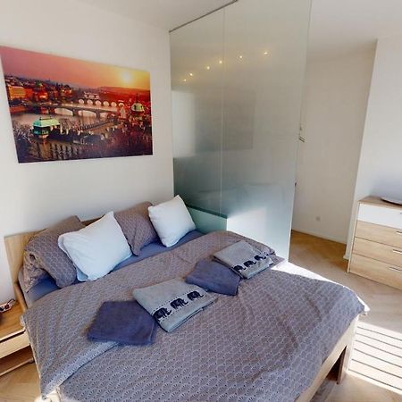 Onsite Free Garage Parking, 10Min Centre By Bus Apartment Praha Bagian luar foto