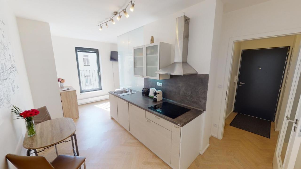 Onsite Free Garage Parking, 10Min Centre By Bus Apartment Praha Bagian luar foto